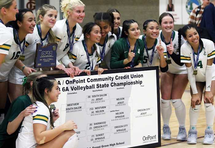 a Jesuit Oregon City 6A Oregon volleyball final November 4 2023 Dan Brood 41